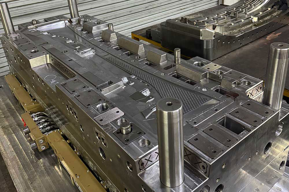 low volume injection molding