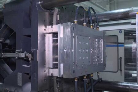 Home 60 injection molding undercuts